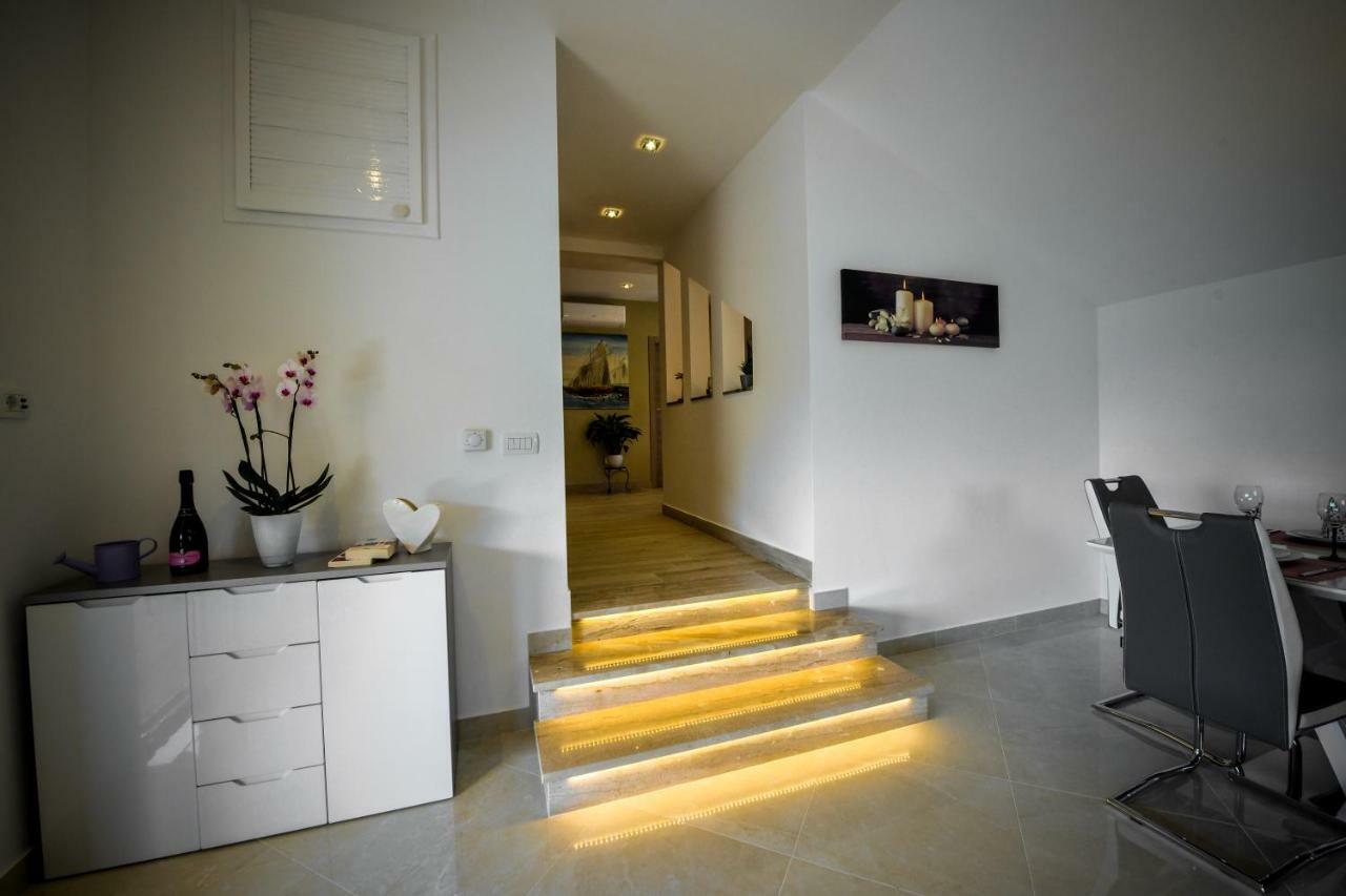 Cambi Lux Apartment Otok  Exterior photo